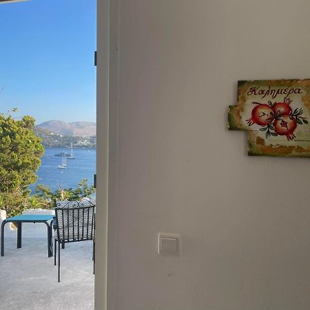 Sweet Home With Two Beds -One Single Room- With Beautiful View! Agia Marina  Exterior photo