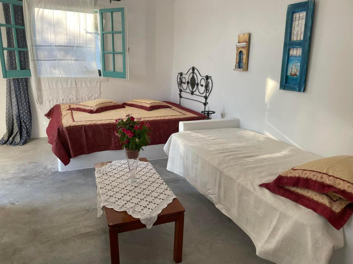 Sweet Home With Two Beds -One Single Room- With Beautiful View! Agia Marina  Exterior photo