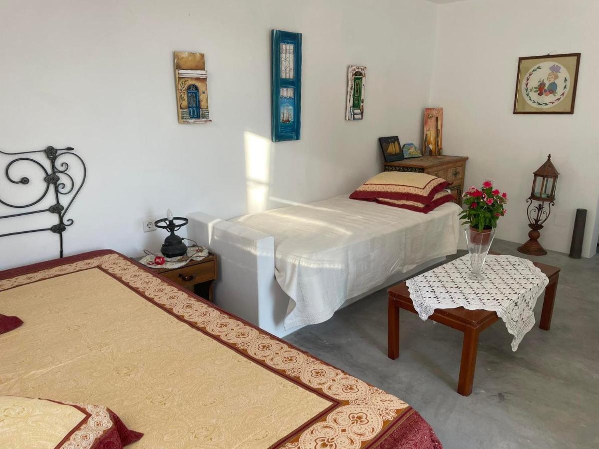 Sweet Home With Two Beds -One Single Room- With Beautiful View! Agia Marina  Exterior photo